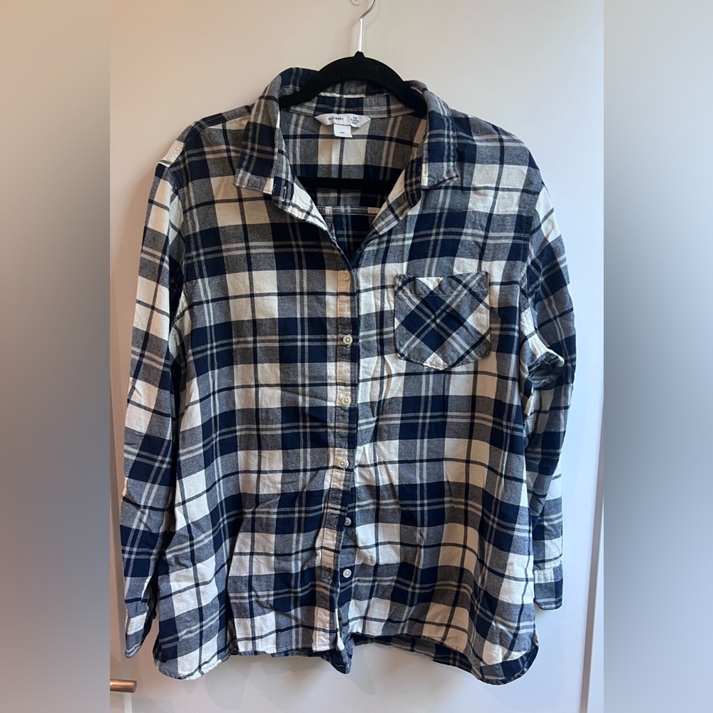 Old Navy The Classic Navy and White Plaid Shirt